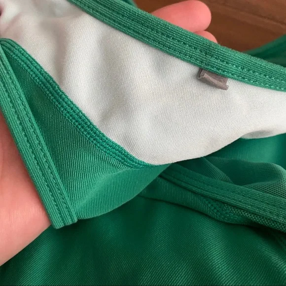 Nike FitDry Athletic Tank Women’s S (4-6) - Picture 10 of 10